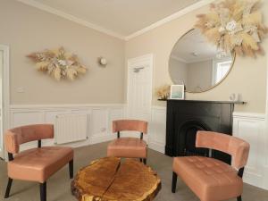 Serenity House, The Retreat