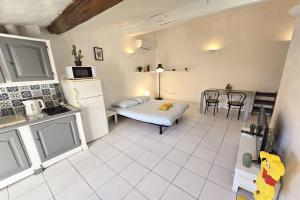 GregBnb - Studio RoofTop 27m2 - Terrasse 14m2 - Climatisé - 5e etage sans ascenseur