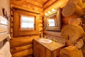 Maisons de vacances Chalet des Sonnailles - Montagnes jardin et garage : photos des chambres