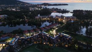 Modern 2-bedroom Apartments Garden view in Skypark Laguna Bang Tao