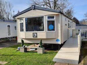 Riverside 35 - Haggerston Castle