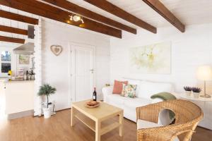 Home2Book Comfy Cottage Hibiscus, Peace Retreat