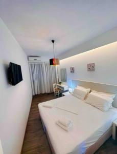 Breeze - Seafront Apartment