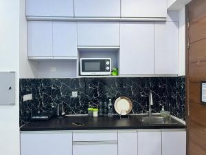 Golden palace studio