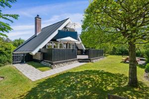 Well-Maintained And Cozy Holiday Home Near Ebeltoft