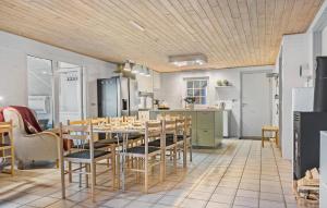 Cozy Home In Ringkøbing With Sauna