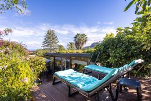 Home2Book Modern Cottage Strelitzia, Peace Retreat