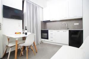 Escape - Central Old Town Apartment