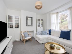 Stunning Victorian Home Longer Stays Sea View - Pass the Keys