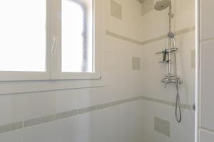 Appartements Le Forest - parking prive vue montagne proche lac : photos des chambres