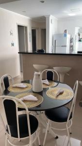 Refúgio Familiar na Enseada Guarujá Condominio Vinä Del Mar AC e Wifi