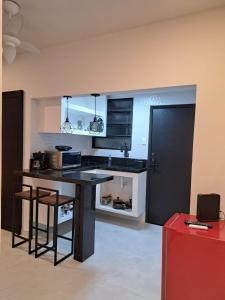 Lev Apartments - Apartamento inteiro - 2 quartos - 300 m da praia de Copacabana - Posto 4