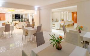 Golden Rose Suites