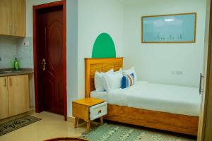 The Stadeview in Nairobi West by The Manna Stays