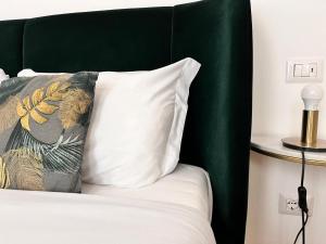 DIECI at Spanish Step - Belsiana Luxury Apartment