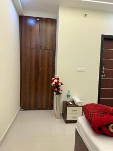 RAUNAK BANQUET And GUEST HOUSE