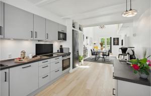 Cozy Apartment In Gråsten With Sauna