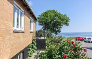 2 Bedroom Cozy Home In Svaneke