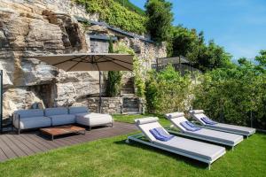 The Rock - by MyHomeInComo