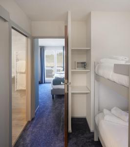 Hotels Hotel Aigue Marine : Chambre Familiale Estuaire