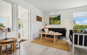 Gorgeous Home In Nexø With Wifi