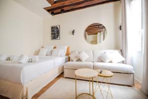 CIA - Studio near Louvre & Tuileries