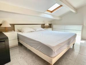 Appartements Maison 5 pers - vue etang - nature - piscine : photos des chambres