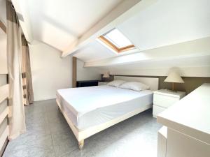 Appartements Maison 5 pers - vue etang - nature - piscine : photos des chambres