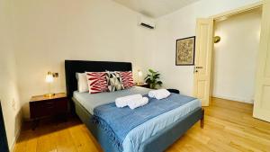 Retro house in the city