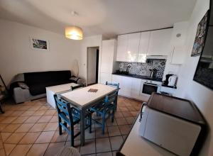 Appartements GRILEG- Pour des vacances ideales en famille ! T2 cabine dans residence avec piscine chauffee : photos des chambres