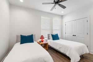 NEW Acadian House KING Bed Cajun Luxury Nespresso