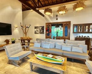 Vila Xié: pé-na-areia com piscina e serviço incluído