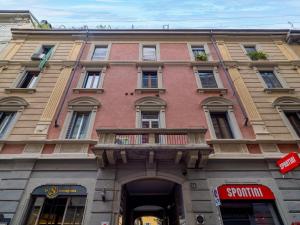 Ampio Loft 5 dalla Metro