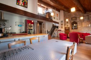 Appartements L'Escale - Clim, Terrasse : photos des chambres