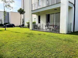 Beach, Pool & Garden Apartment