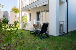 Beach, Pool & Garden Apartment