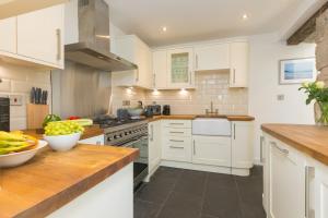 Ivy Mount-Cottage-Dog Friendly-Woodburners