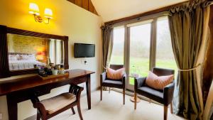 Deluxe Room room in Halfway Bridge