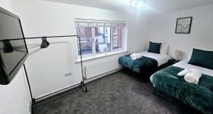 The Penthouse Tamworth Spacious 3 Bedroom Apartment in the town centre