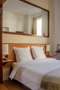 Hotels Hotel Bosquet Pau Centre - Self Check In Budget Hotel : photos des chambres