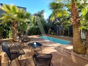 Super villa 6 personnes avec piscine et climatisation a cote des plages