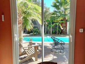 Super villa 6 personnes avec piscine et climatisation a cote des plages