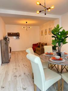 Luxury Apartments Sibiu near Station and Mall with Parking