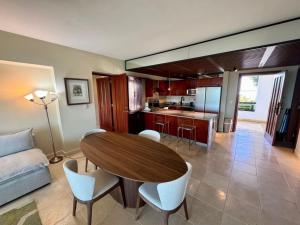 Apartment with 2BR and ocean view in Punta Palmera
