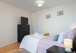 Stylish Studio in Porto Downtown by HostWise