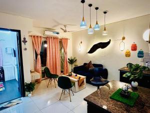 Amber-LuxuryStudio Apartment