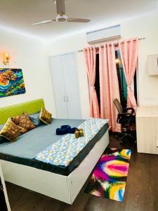 Amber-LuxuryStudio Apartment