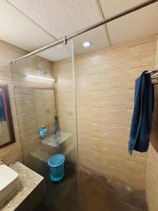 Burans Doon- By Oasis