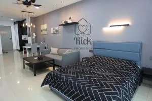 SS15 Courtyard Subang Jaya Sunway Modern Studio Projector Home cinema 120 Inch TV box #10 - 梳邦再也