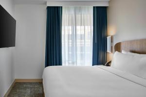 One-Bedroom Executive King Suite with Sofa Bed room in Element by Marriott Atlanta Perimeter Center
